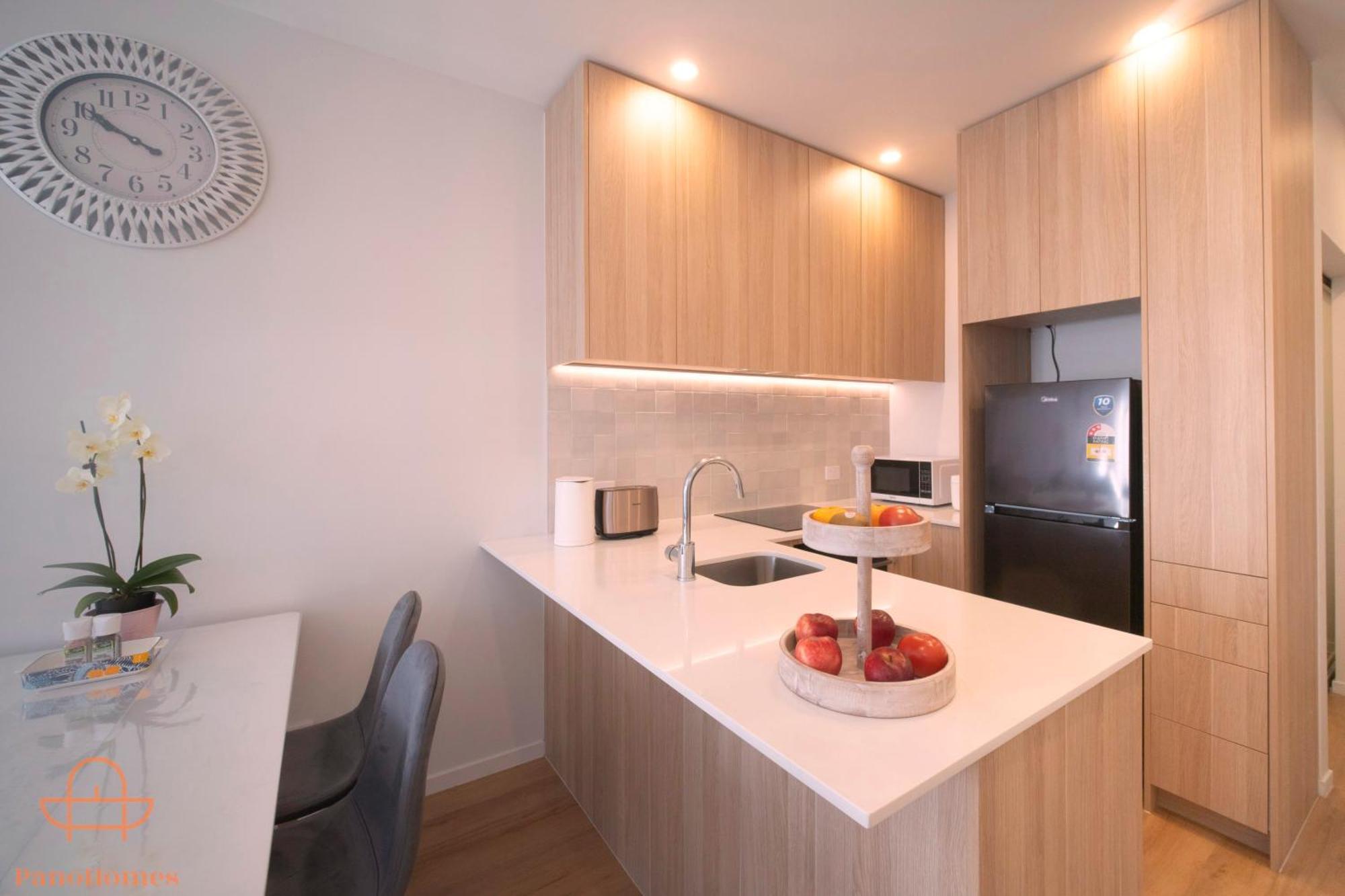 Modern Townhouse Close To City With Full Kitchen - Ellerslie 오클랜드 외부 사진